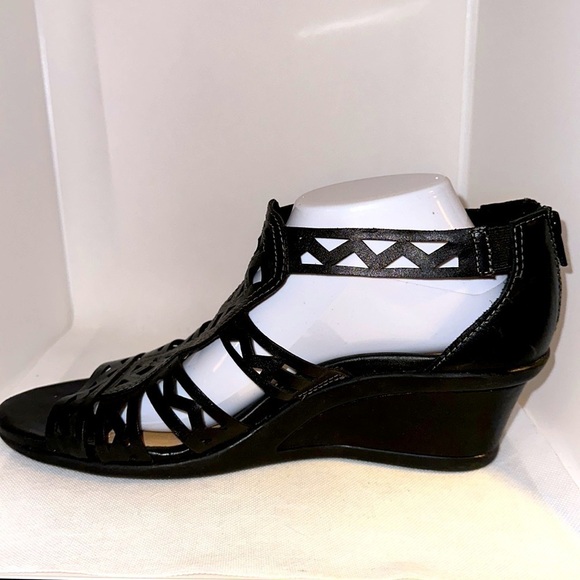Earth Cutout Leather Wedge Sandals - Picture 4 of 13